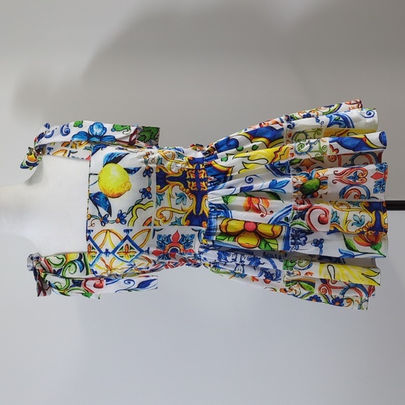 Flowy Floral Lemon Tank Top - Picture 1 of 12